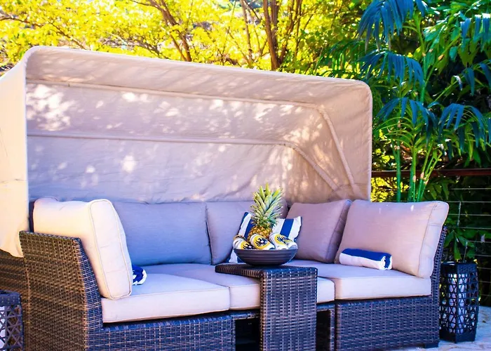 Luxury W/ Views & Infinity Pool: Near Beach! Puerto Viejo de Talamanca