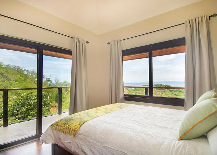 Сasa de vacaciones Luxury W/ Views & Infinity Pool: Near Beach! Puerto Viejo de Talamanca